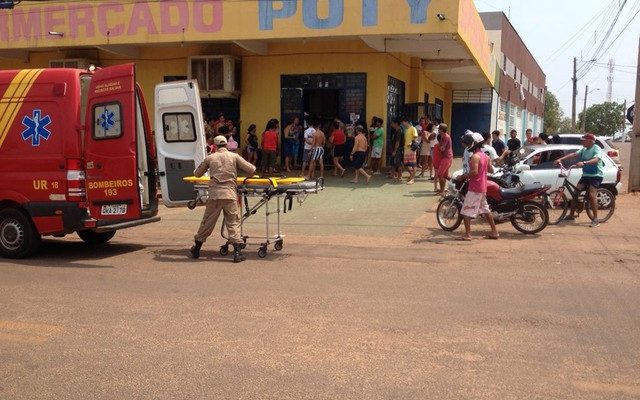 Tiroteio deixou feridos em supermercado de Palmas — Foto: Wilton Dias/TV Anhanguera