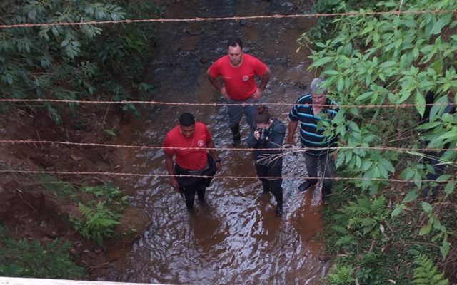 Corpo de vítima de latrocínio foi encontrado em riacho de Cesário Lange — Foto: Polícia Civil.