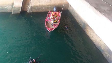 Bombeiros resgatam corpo de trabalhador que se afogou enquanto trabalhava em usina de Três Lagoas (MS) — Foto: 5° GBM/Divulgação.