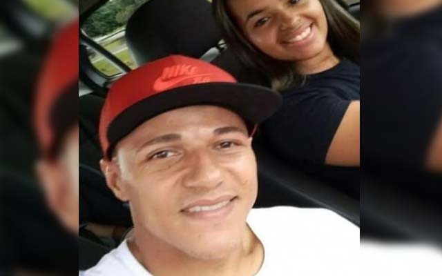 Em 2018 Max matou a mulher, Danielle, de 25 anos, com um tiro na cabeça e depois atirou contra a sua, morrendo dias depois. Ato extremo chocou toda a sociedade e o que os conheciam em Andradina e região — Foto: Reprodução/Facebook