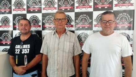 A partir da esq., Allan Marcelino, José Augusto rosa e Cosme Meira. Foto: MANOEL MESSIAS